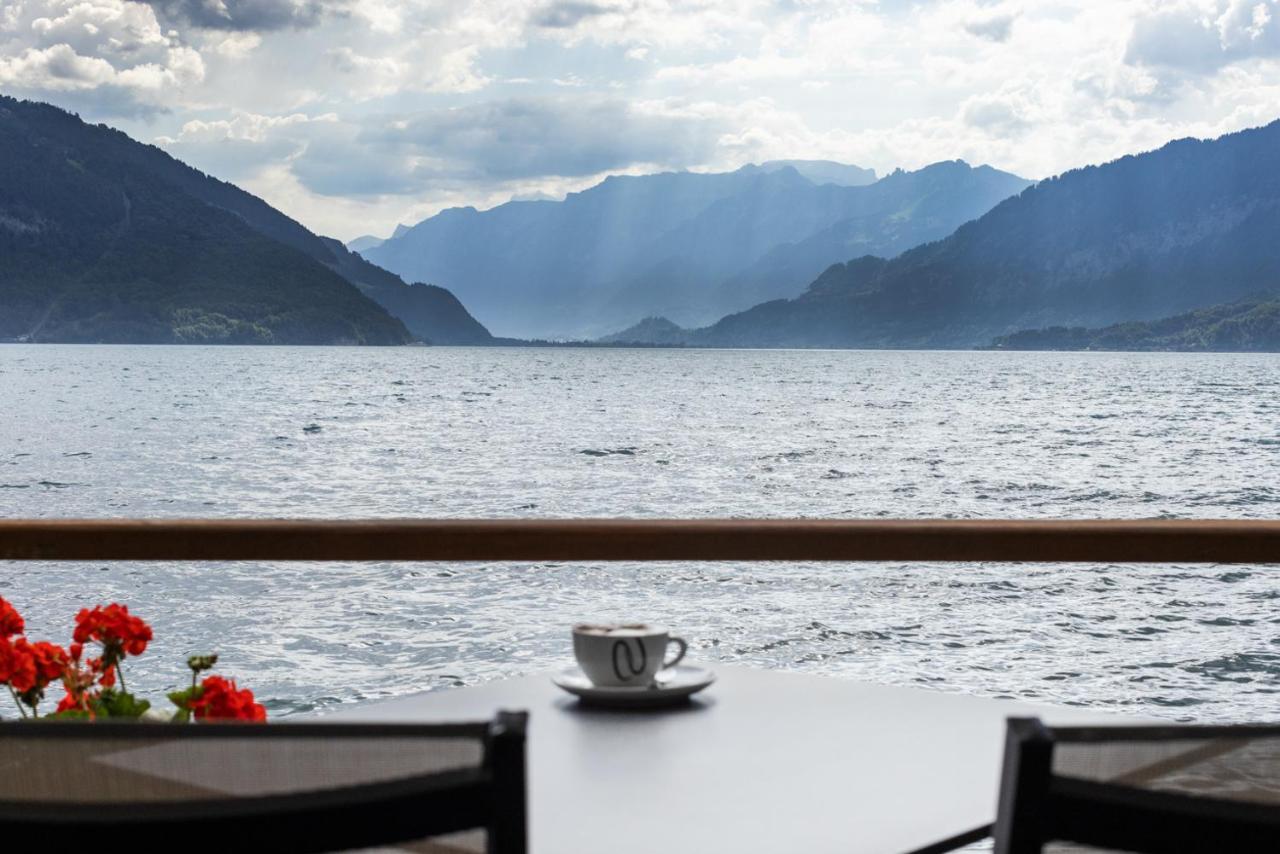 Strandhotel Seeblick Faulensee Екстериор снимка