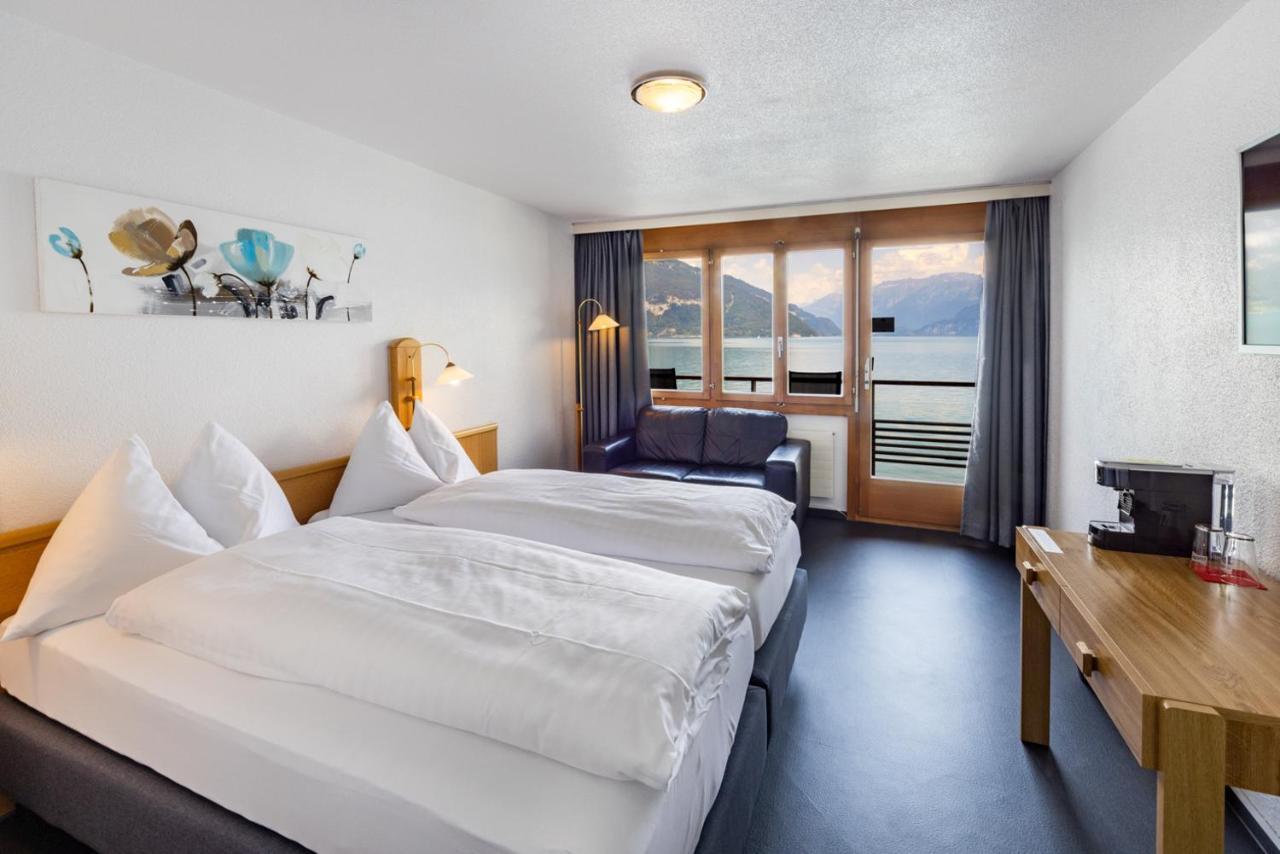 Strandhotel Seeblick Faulensee Екстериор снимка